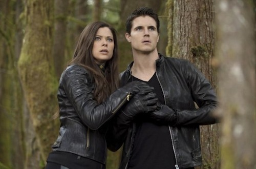CW Cancels 'Tomorrow People,' 'Star-Crossed,' and 'Carrie Diaries,' Renews 'The 100' & More